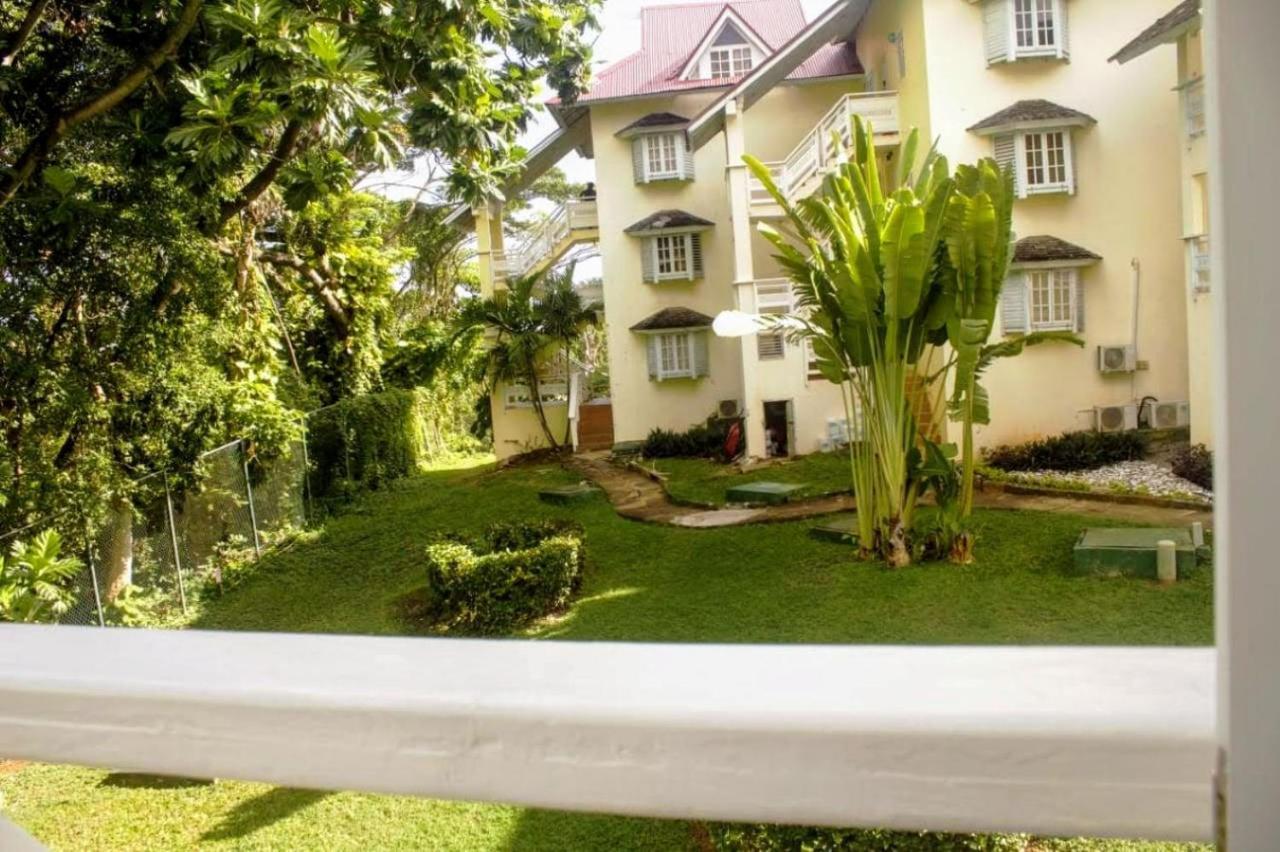 Apartamento E 20 Mystic Ridge Ocho Ríos Exterior foto